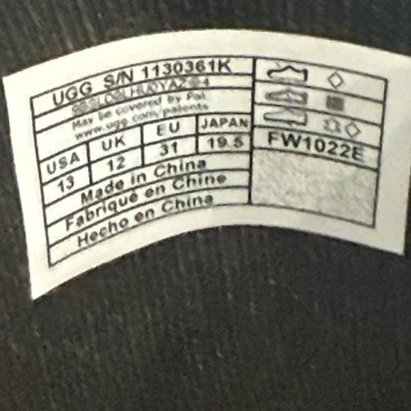 UGG Plush - Picture 5 of 9